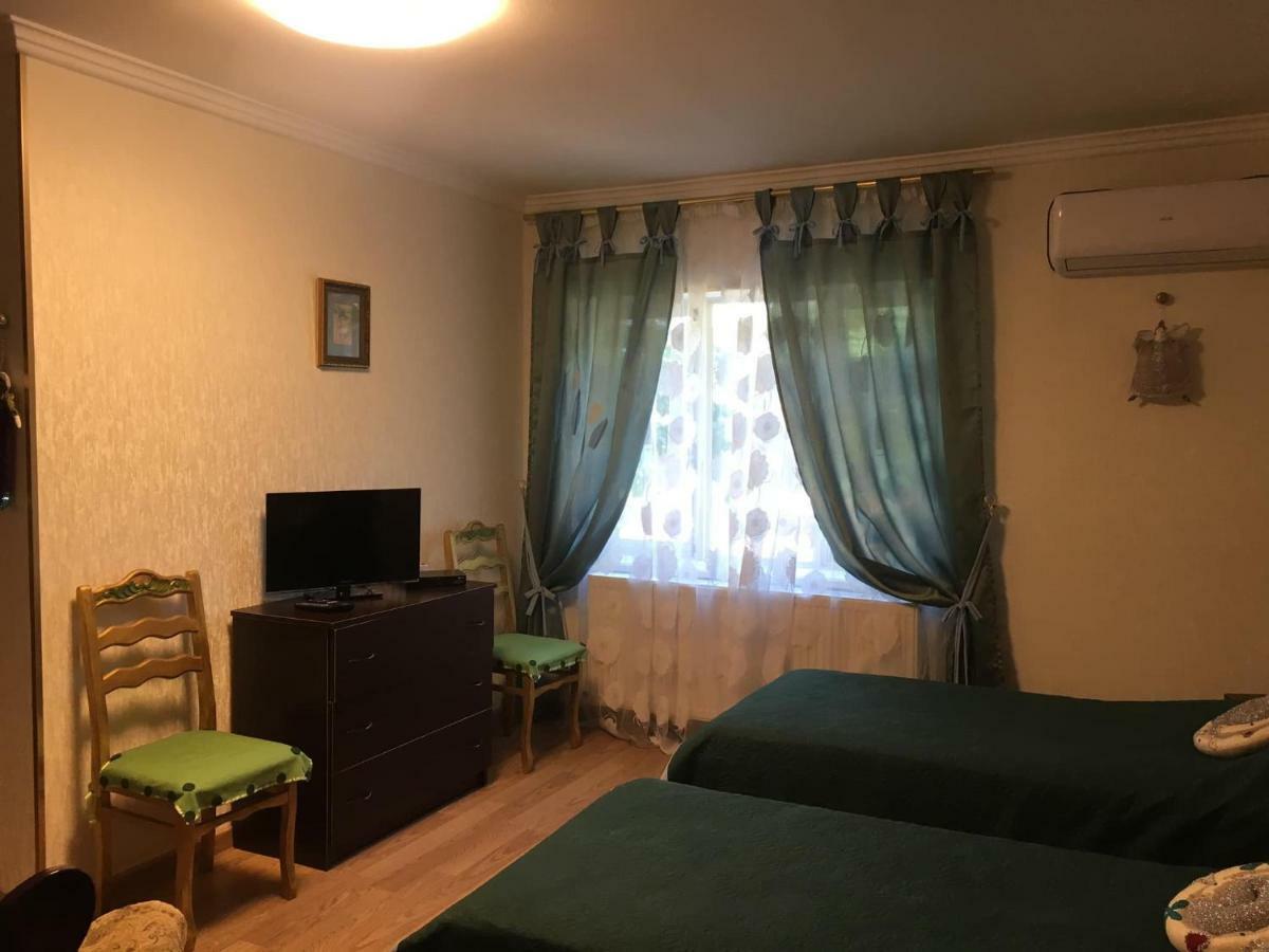Art House Kutateli Ξενοδοχείο Tskaltubo Εξωτερικό φωτογραφία